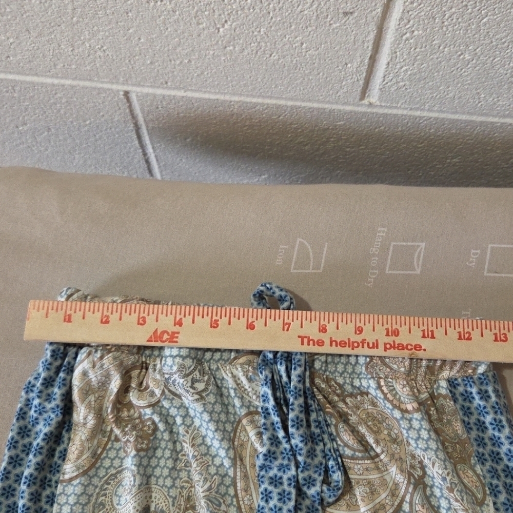 Live Well Women's Pajama Set  Paisley Size Small/Medium - Picture 6 of 7